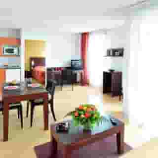 Park & Suites Elegance Grenoble, 2 of 5