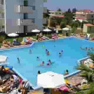 Summerland Hotel and Bungalows, 5 of 5