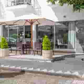 White Waters, 3 of 5