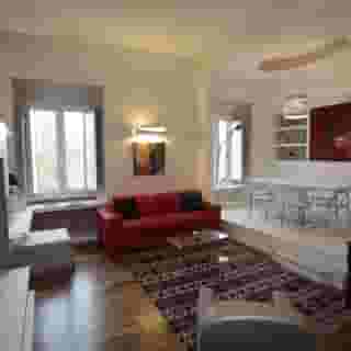 Luxury on the River, 3 of 5