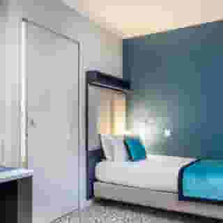 Prince Albert Montmartre, 3 of 5