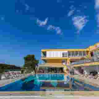 Splendid Resort, 1 of 5