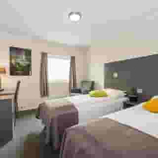 Enter Viking Hotel, 2 of 5