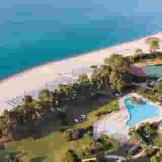 Voi Floriana Resort, 2 of 6