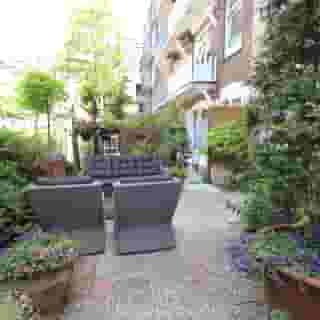 Hotel Jupiter, 4 of 5