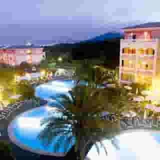 Green Garden, 1 of 5