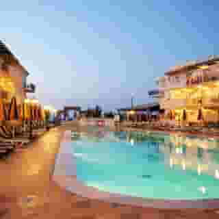 Zante Maris, 5 of 5