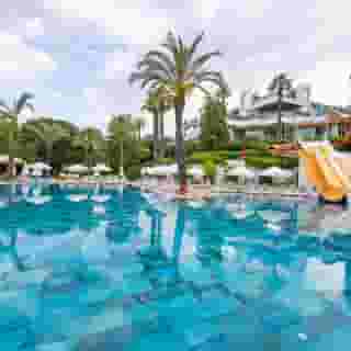 Side Star Elegance, 2 of 5