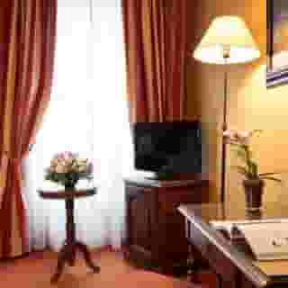 Amarante Beau Manoir, 4 of 5