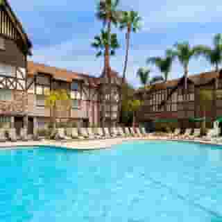 Anaheim Majestic Garden Hotel, 1 of 5