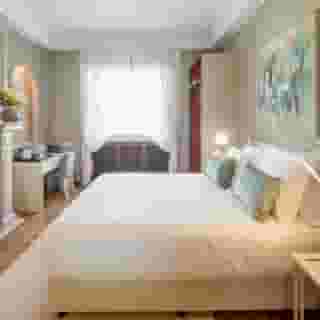 Luzeiros Suites, 3 of 5