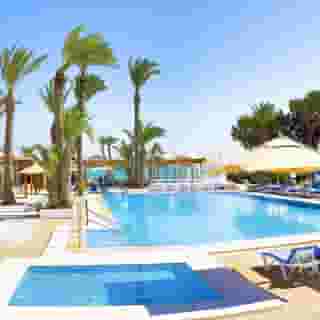 Hari Club Beach Resort, 2 of 5