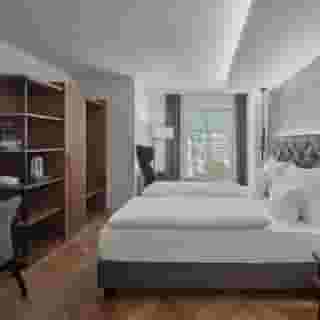 Hotel Schwarzer Adler Innsbruck, 4 of 5