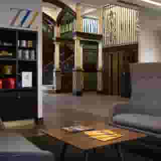 Roomzzz Manchester Victoria, 5 of 5