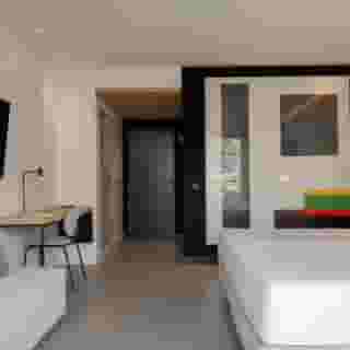 HM Jaime III, 5 of 5