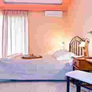 Varres Hotel, 5 of 5