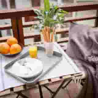 Lord Residence, 2 of 5