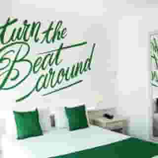 Lloret Vibe Affiliated by Fergus, 4 of 5