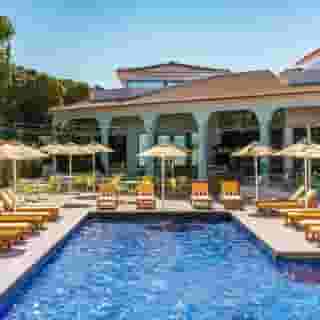 The Magnolia Hotel, 2 of 5