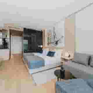 Katamare Hotel, 4 of 5