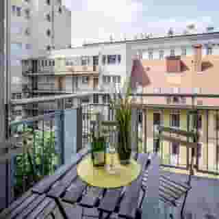 Vagabond Downtown, 1 of 5