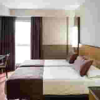 Catalonia Atenas, 3 of 5