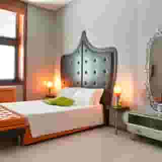 Orange Hotel, 3 of 5