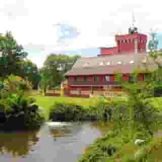 The Lakeside, 2 of 5