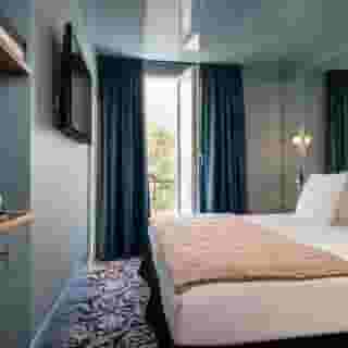 La Conversation, 3 of 5