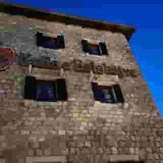 Kulla e Balshajve, 4 of 5