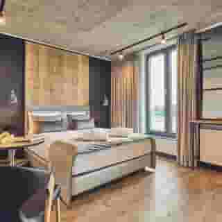 The Bridge Suites, 2 of 5