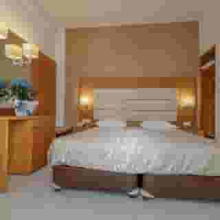 Africa Hotel, 3 of 5