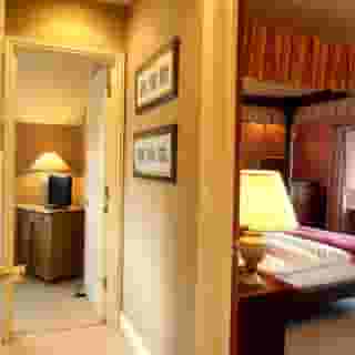 The Hunters Rest Inn, 4 of 5