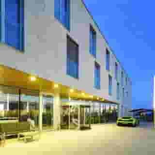 Starling Lausanne, 5 of 5