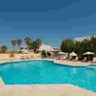 Leonidas Hotel And Studios, 4 of 5