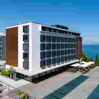 Lake Geneva Hotel, 3 of 5