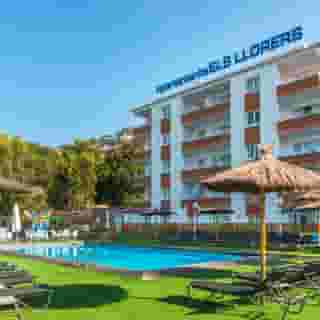 Els Llorers Apartments, 1 of 5