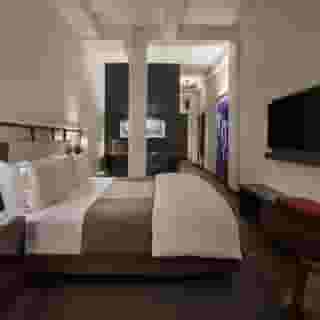 Refinery Hotel, 2 of 5