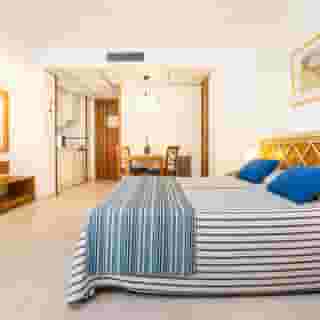 Globales Nova Apartments, 6 of 6