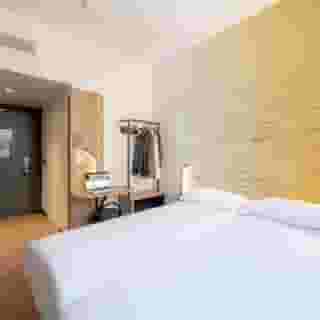 B&b Hotel Toulon Centre Gare, 2 of 5
