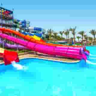 Hawaii Le Jardin Aqua Park, 2 of 5