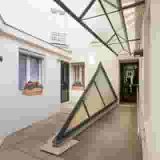 Libertel Canal Saint Martin, 1 of 5