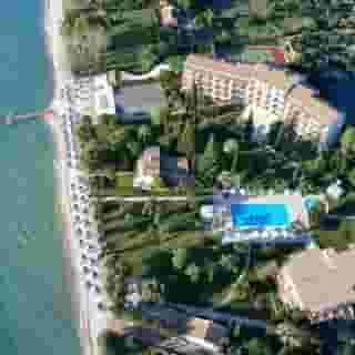 Delfinia, 4 of 5