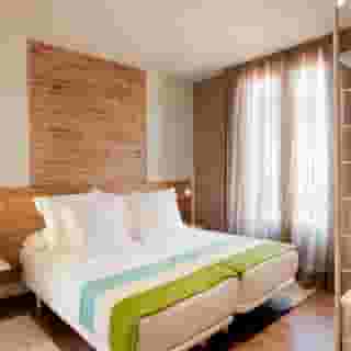 Barcelona Apartment Mila, 2 of 5