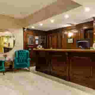 Golden Crown, 2 of 5