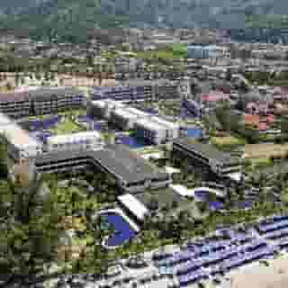 Kamala Beach Hotel & Resort, 2 of 5