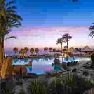 Coral Beach Hotel and Resort, 3 of 5