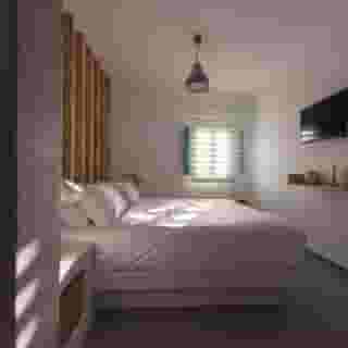 Neptune Luxury Spa Suites, 2 of 5