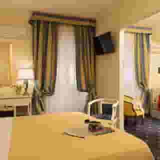 Hotel Napoleon, 3 of 5