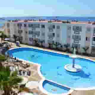 Vibra Tropical Garden Apartments, 1 of 5